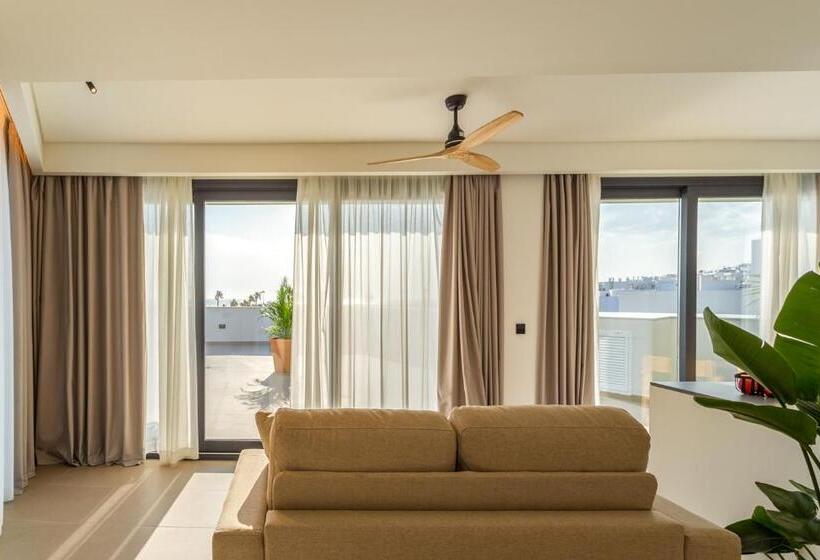 デラックススイート, Apartamentos Hamus