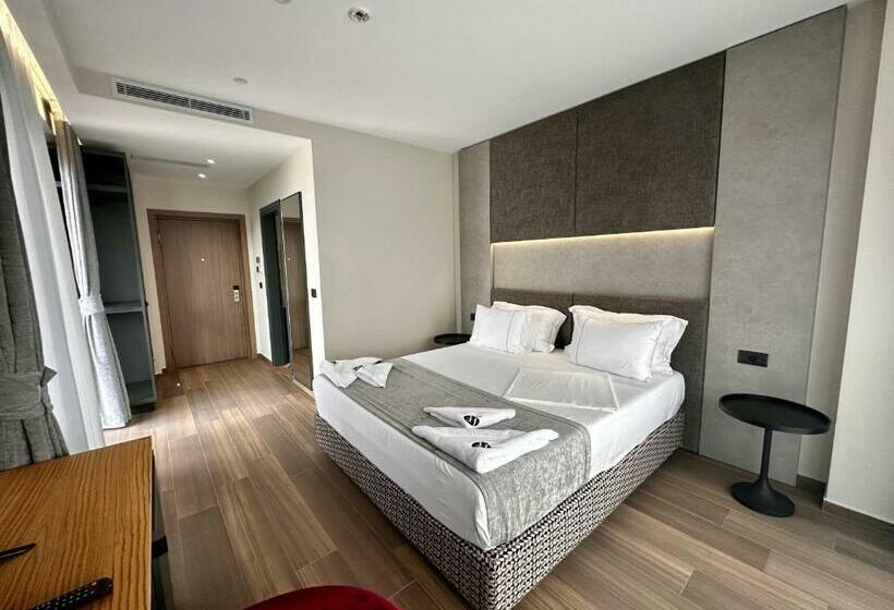 디럭스 테라스 룸 바다 전망, Frojd Kune Resort & Beach