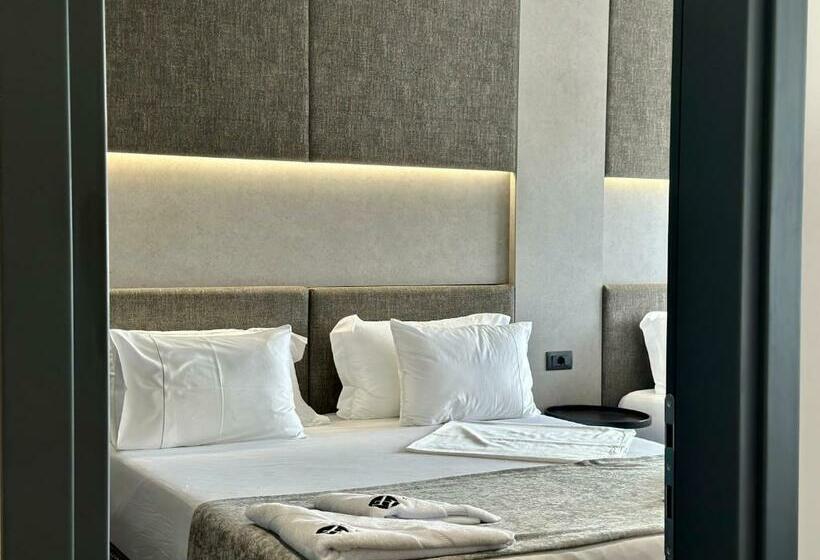 חדר משפחתי נוף לים, Frojd Kune Resort & Beach