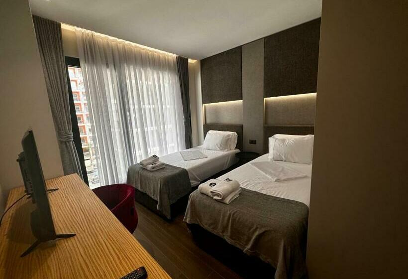 חדר משפחתי, Frojd Kune Resort & Beach