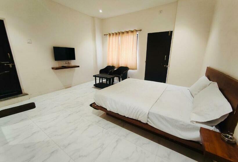 Quarto Familiar Deluxe, Disha Inn Lodge