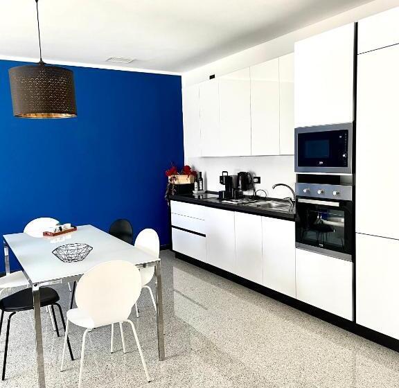 דירת חדר נוף לבריכה, Villa Valentina