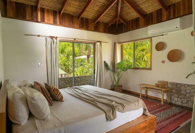 스탠다드 룸 킹사이즈 침대, Dream Surf House Avellana