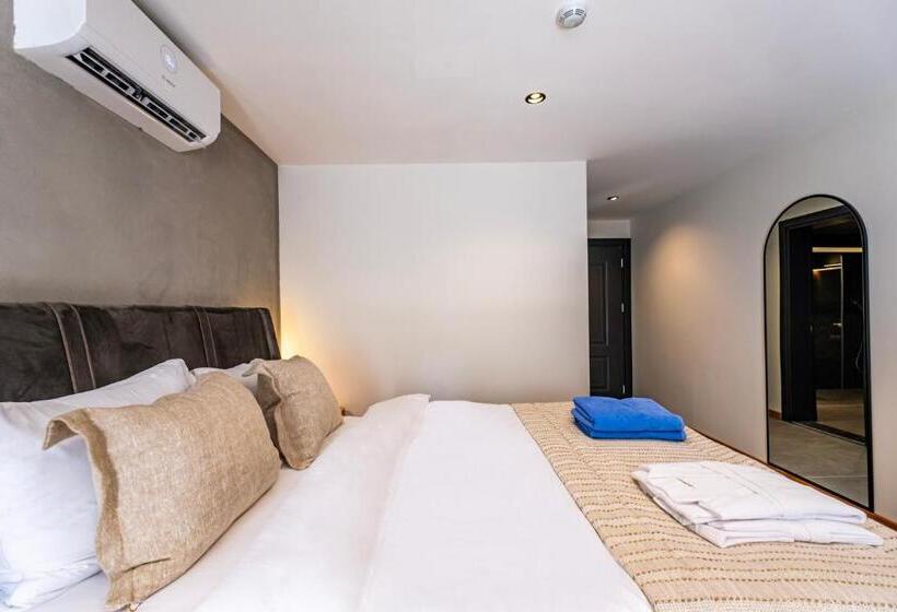 经济房, Isolina Bodrum