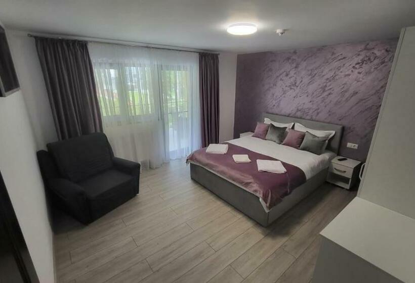 디럭스 트리플 룸, Pensiunea Noblesse