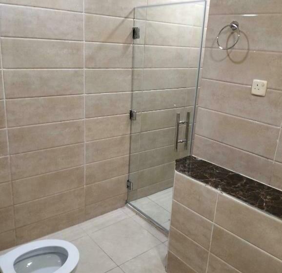 キングサイズベッドのデラックスルーム, فندق ايلاف الشرقية 2 Elaf Alsharqia