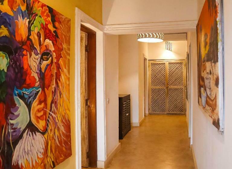 اتاق استاندارد, Nyumba Ya Afrika