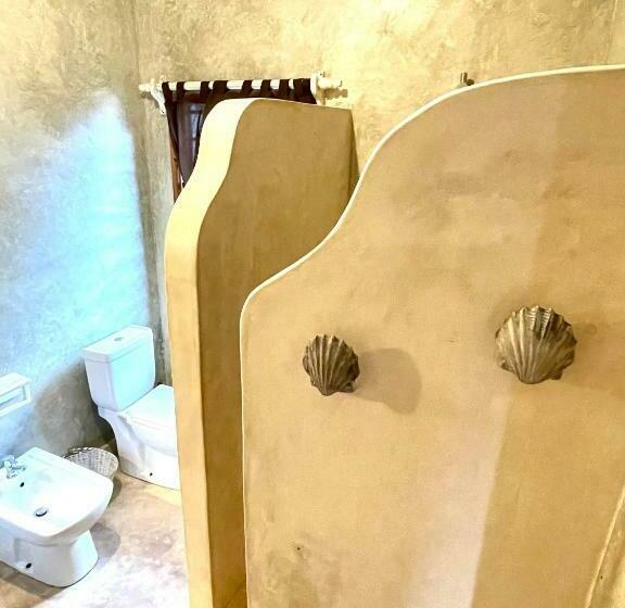 اتاق استاندارد, Nyumba Ya Afrika