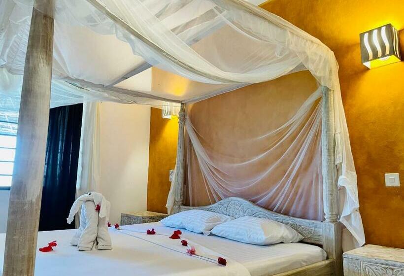 اتاق استاندارد, Nyumba Ya Afrika