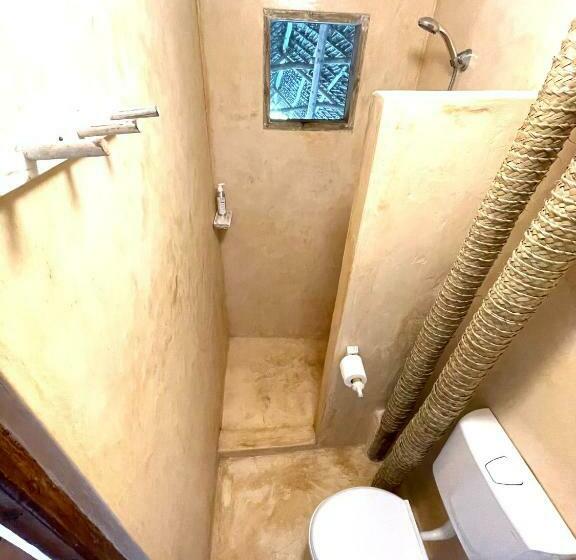 اتاق استاندارد, Nyumba Ya Afrika