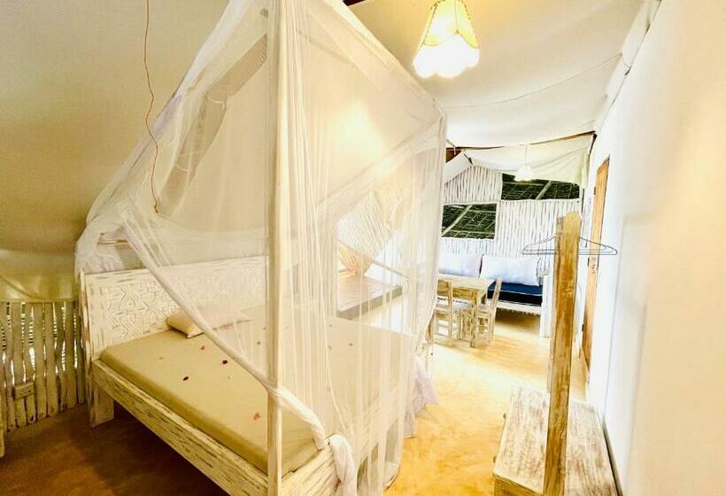 اتاق استاندارد, Nyumba Ya Afrika