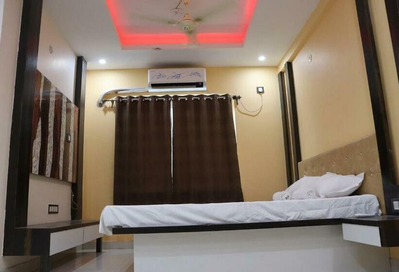 豪华房间, Rama Royal Resorts