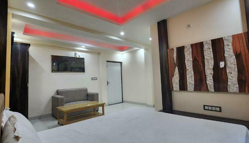 豪华房间, Rama Royal Resorts