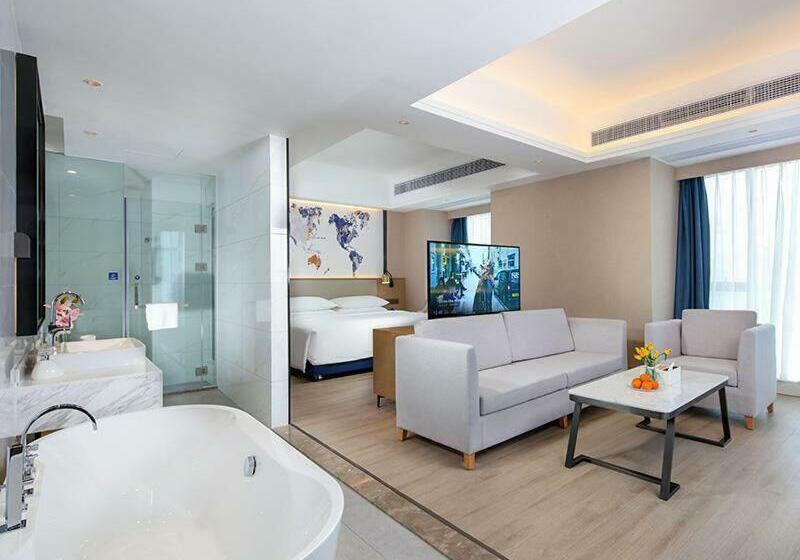 Люкс с Видом, Kyriad Marvelous Hotel Ziyang North Railway Station