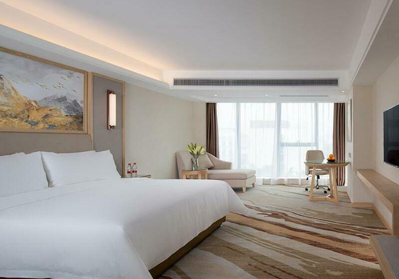 Номер Deluxe, Vienna International Hotel South Gate Of Shenzhen International Convention And Exhibition Center
