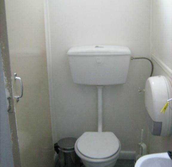 سرير فى غرفة مشتركه, Downtown Backpackers & Accommodation