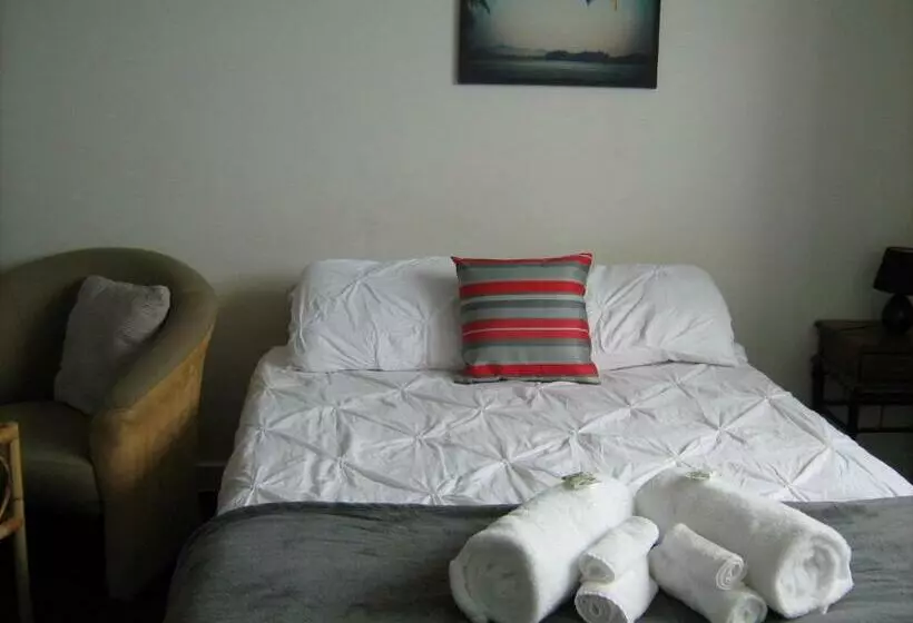 Suite, Downtown Backpackers & Accommodation