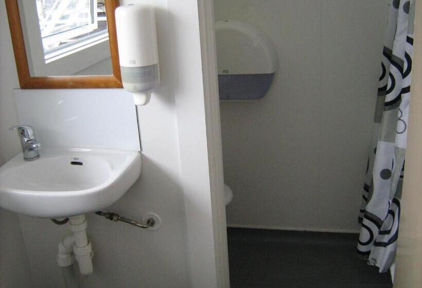 سرير فى غرفة مشتركه, Downtown Backpackers & Accommodation