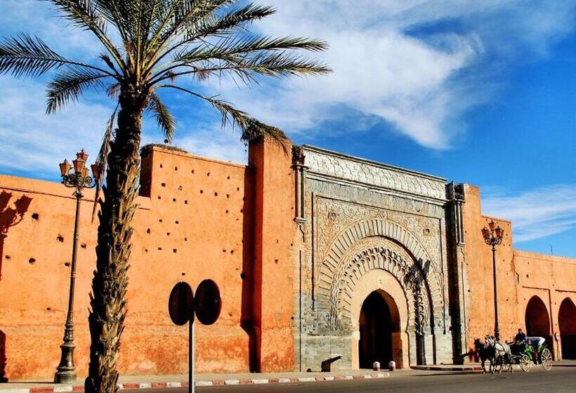 اتاق استاندارد چهار تخته, Arabian Riad
