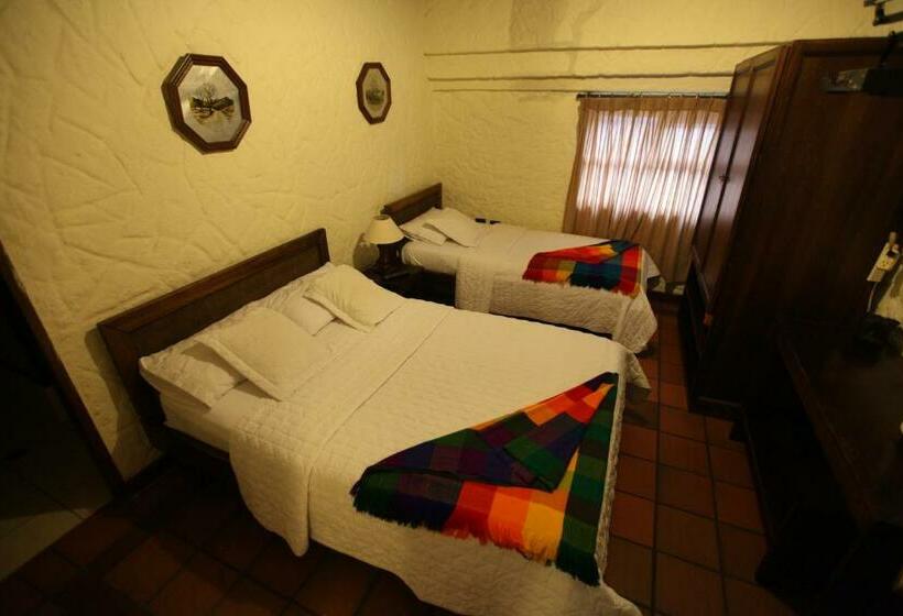 חדר קומפורט לשלושה, Quito Antiguo