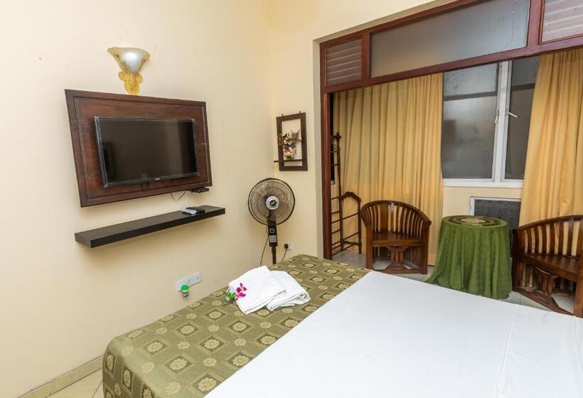 חדר דלוקס, Fort Thari Inn