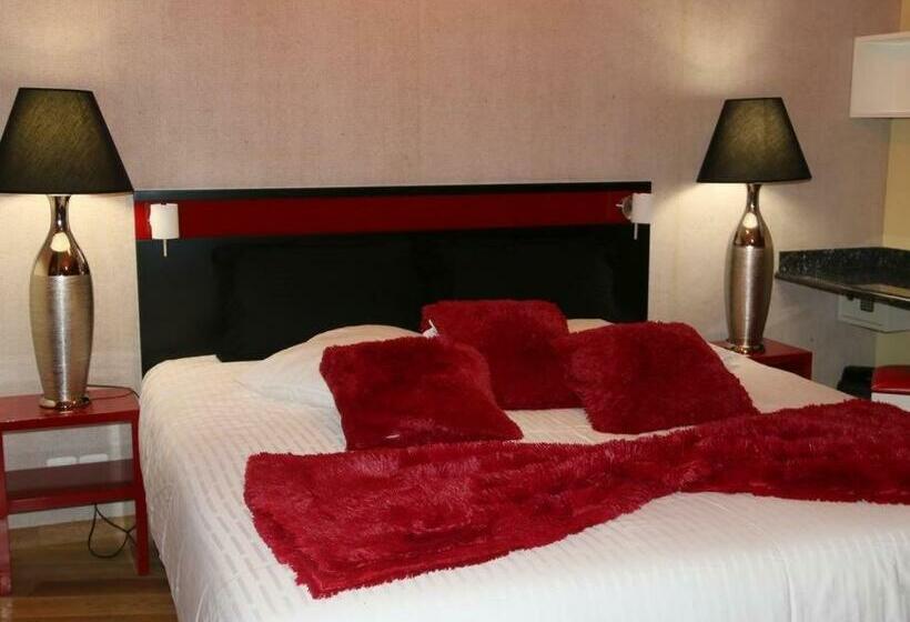 اتاق سوپریور, Marinha