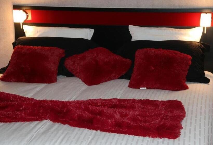 اتاق سوپریور, Marinha