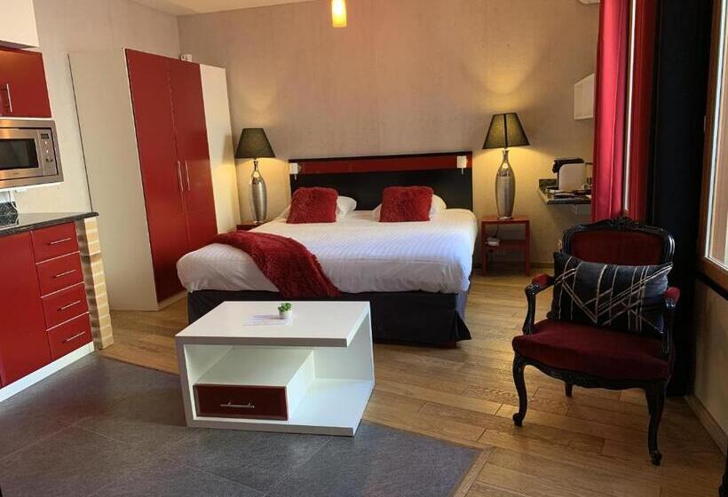 اتاق سوپریور, Marinha