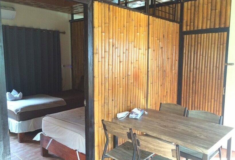 Семейный Номер, The Ford Sunset Beach Resort