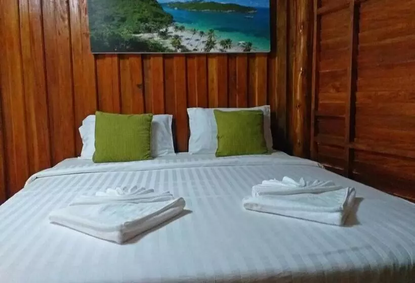 家族用バンガロー, The Ford Sunset Beach Resort