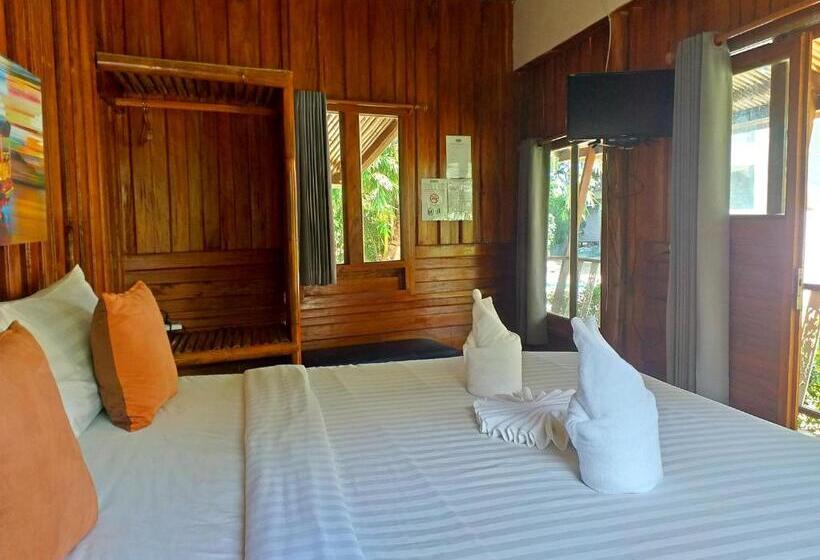 家族用バンガロー, The Ford Sunset Beach Resort