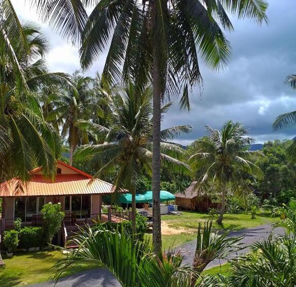 バルコニー付きデラックスルーム, The Ford Sunset Beach Resort