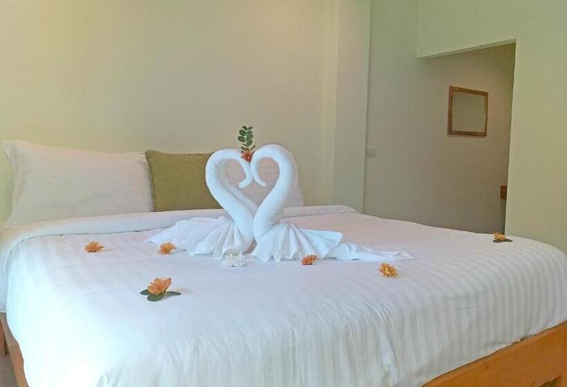 Номер Deluxe с Балконом, The Ford Sunset Beach Resort