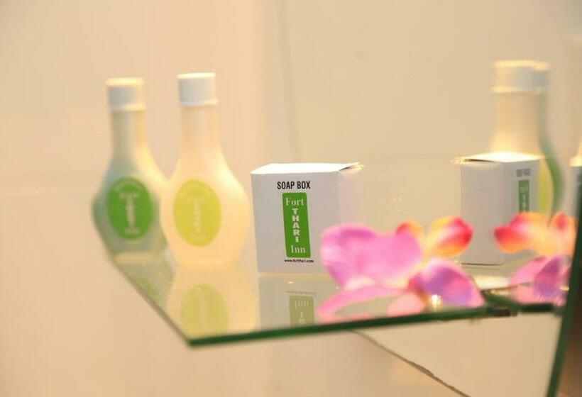 חדר דלוקס, Fort Thari Inn