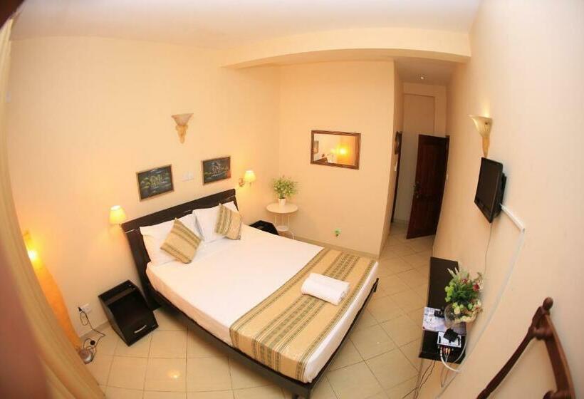 חדר דלוקס, Fort Thari Inn