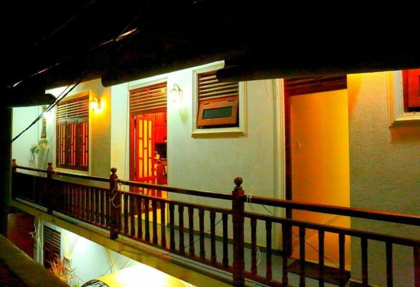 חדר דלוקס, Fort Thari Inn