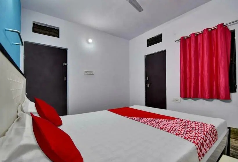 Chambre Triple Classique, Hm & Restaurant