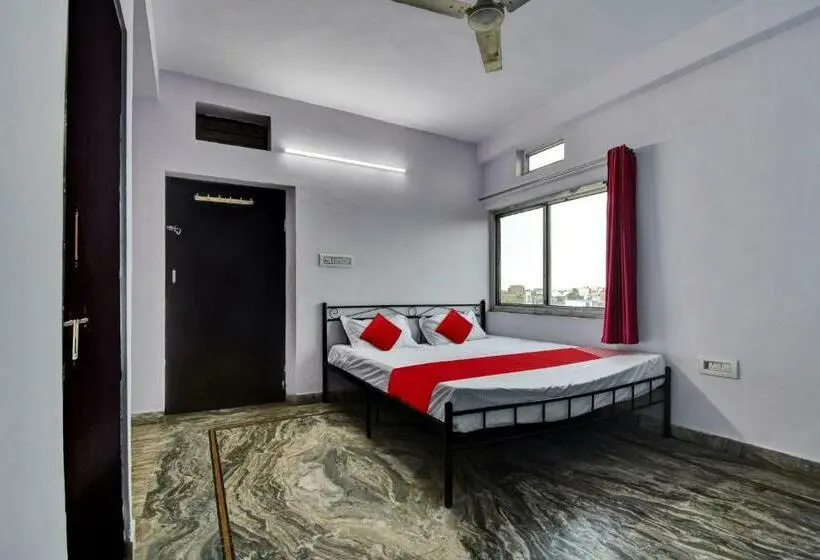 Chambre Triple Classique, Hm & Restaurant