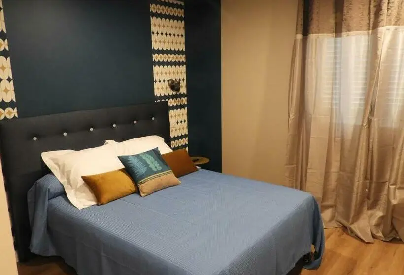Camera Standard, Le Relais Saint Germain