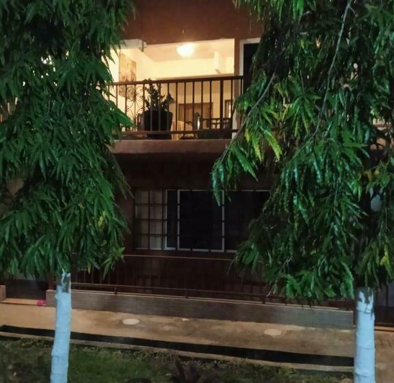 غرفة قياسية مزوَّدة بتراس, Residencial Derosas