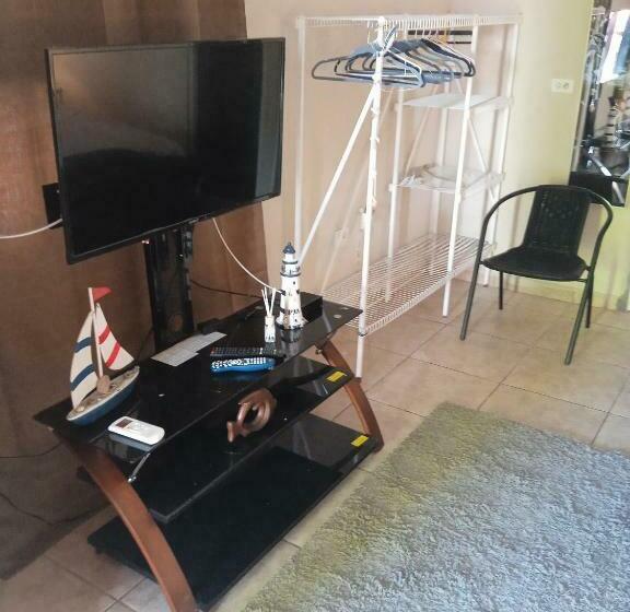 غرفة قياسية مزوَّدة بتراس, Residencial Derosas