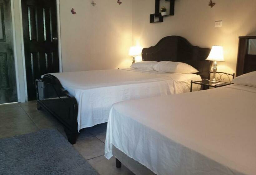 غرفة قياسية مزوَّدة بتراس, Residencial Derosas