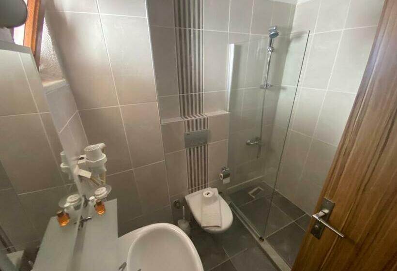 디럭스 룸, Astoria Life