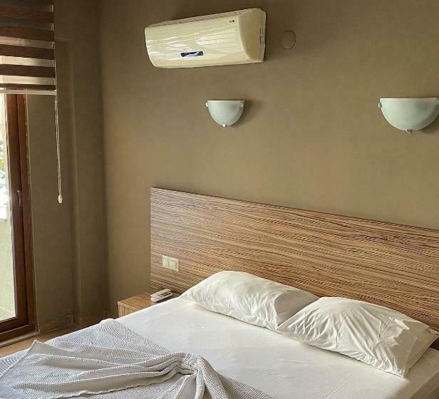 디럭스 룸, Astoria Life