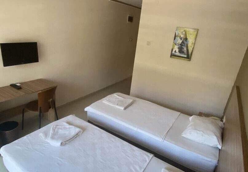 디럭스 룸, Astoria Life