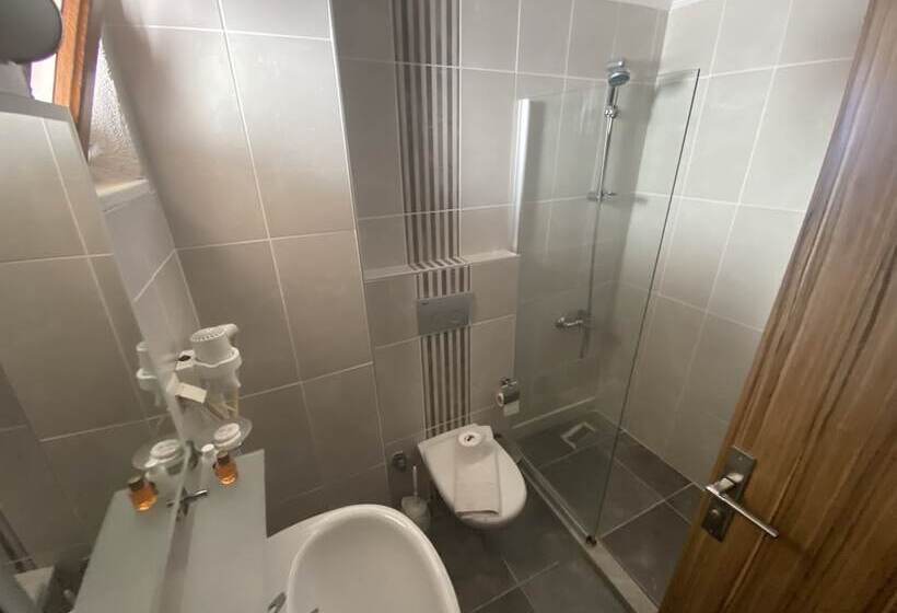 디럭스 룸, Astoria Life