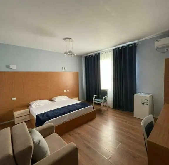 سوییت جونیور, Divjaka Resort