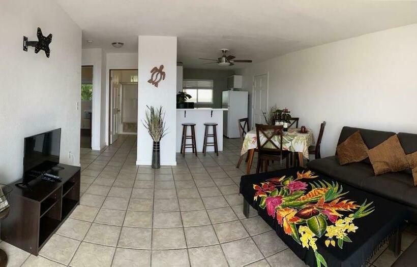 オーシャンビュースタンダードルーム, Mailan Hale Hostel