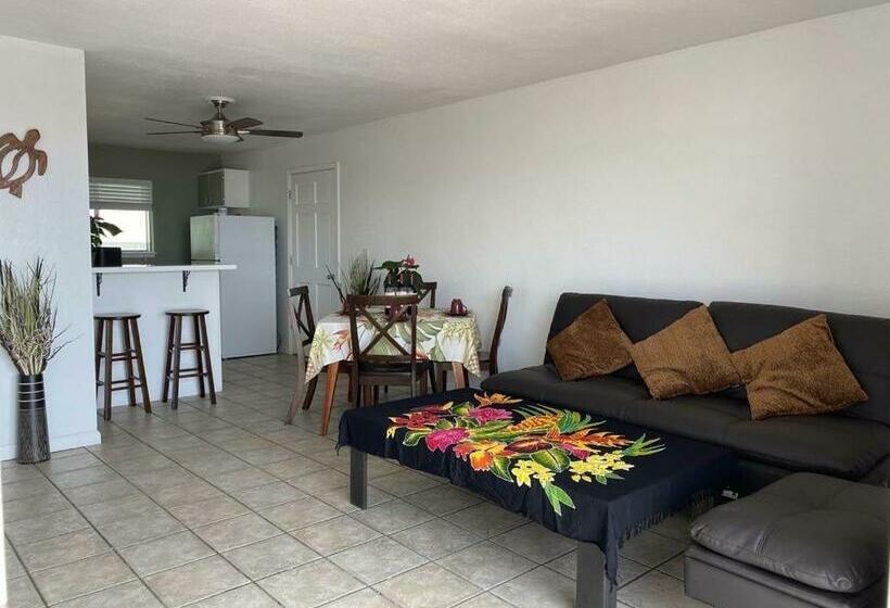 オーシャンビュースタンダードルーム, Mailan Hale Hostel