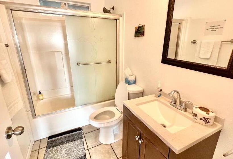 オーシャンビュースタンダードルーム, Mailan Hale Hostel